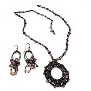 Lisa Toland Beaded Jewelry Set Women OS Pink Black Excellent Woven Boho Pendant